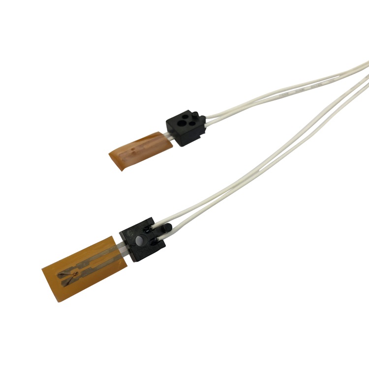 Quick reaction thermistor temperature sensor for office automation