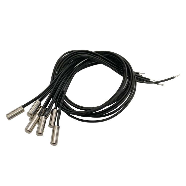 Smple installation temperature sensor for minitype stainless steel tube