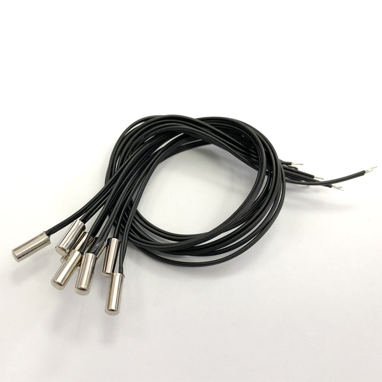 Smple installation temperature sensor for minitype stainless steel tube